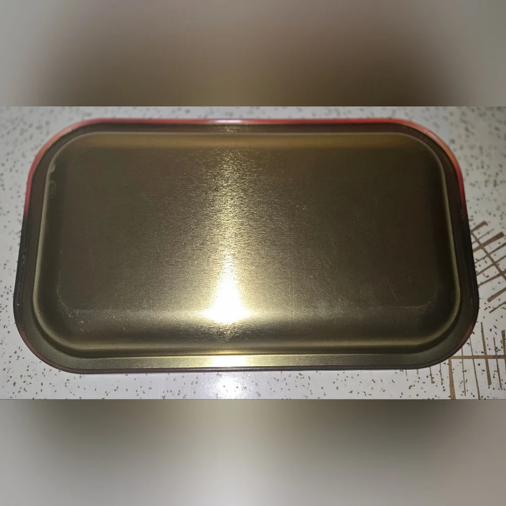 Free with any order - tray